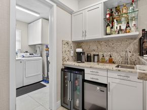 7337 SW 9th Ct, Plantation FL 33317