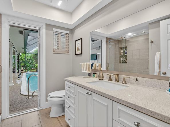 7337 SW 9th Ct, Plantation FL 33317