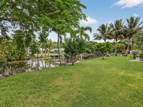 7337 SW 9th Ct, Plantation FL 33317