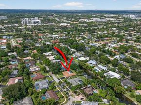 7337 SW 9th Ct, Plantation FL 33317