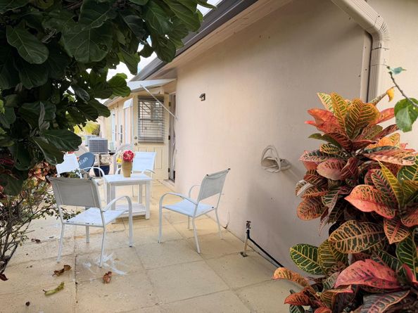 855 North Dr, Delray Beach FL 33445