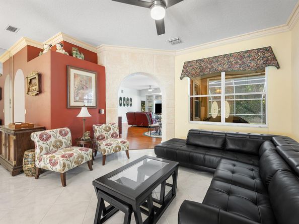 284 Cypress Trace, Royal Palm Beach FL 33411