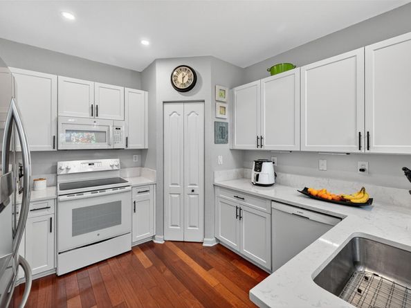 10912 NW 69th St, Doral FL 33178