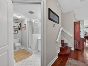 10912 NW 69th St, Doral FL 33178