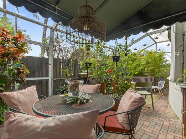 10912 NW 69th St, Doral FL 33178