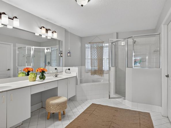 10912 NW 69th St, Doral FL 33178