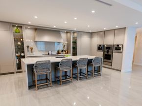 220 SE Mizner Boulevard 323, Boca Raton FL 33432