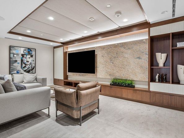 220 SE Mizner Boulevard 323, Boca Raton FL 33432