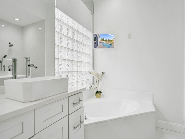 6788 Portside Drive, Boca Raton FL 33496