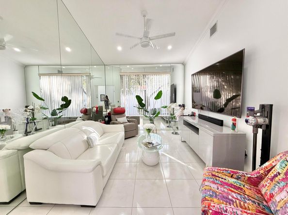 6788 Portside Drive, Boca Raton FL 33496