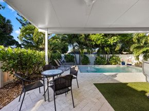 325 NE 34th St, Oakland Park FL 33334