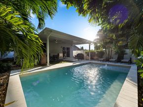 325 NE 34th St, Oakland Park FL 33334