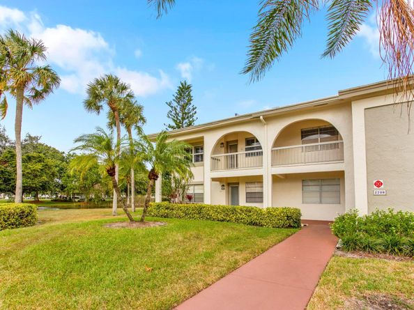 2708 Nassau Bnd A2, Coconut Creek FL 33066
