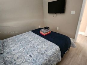 243 SW 10th Avenue, Miami FL 33130