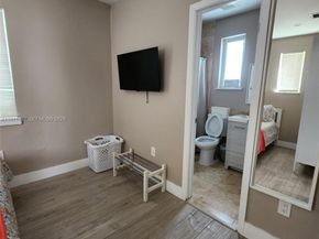 243 SW 10th Avenue, Miami FL 33130