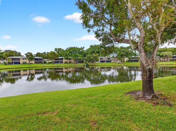 24 Westgate Lane A, Boynton Beach FL 33436