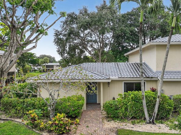 24 Westgate Lane A, Boynton Beach FL 33436