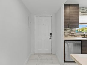 809 W Oakland Park Boulevard K12, Oakland Park FL 33311