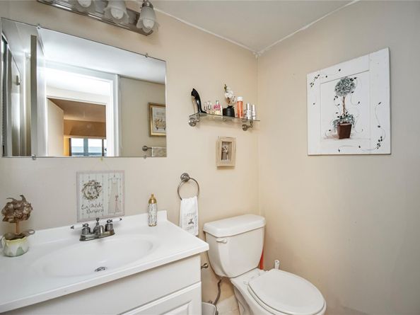 235 Kent N 235, West Palm Beach FL 33417