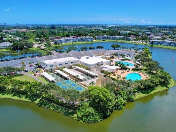 235 Kent N 235, West Palm Beach FL 33417