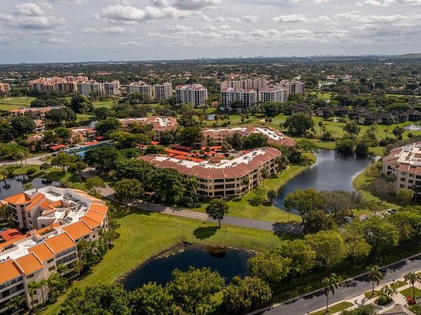 7520 LA PAZ Court 209, Boca Raton FL 33433