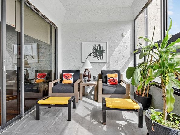 7520 LA PAZ Court 209, Boca Raton FL 33433