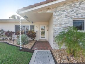 731 SE 4th Ave, Pompano Beach FL 33060
