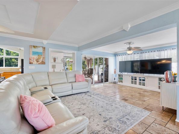 731 SE 4th Ave, Pompano Beach FL 33060