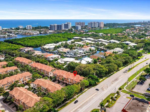 604 NE Francesca Lane, Boca Raton FL 33487