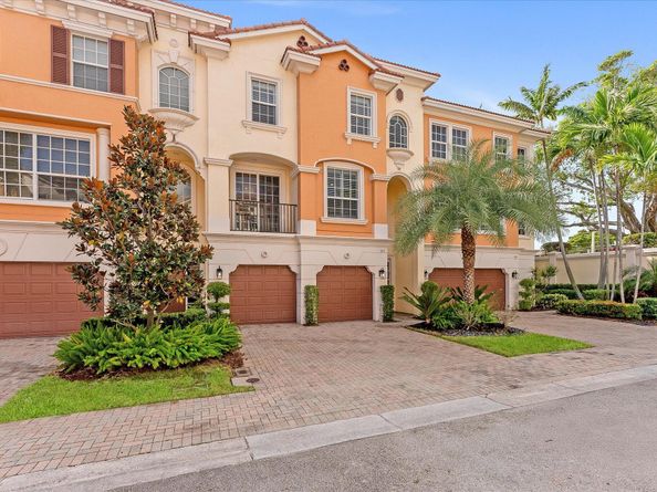 604 NE Francesca Lane, Boca Raton FL 33487