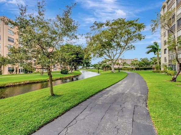 14475 Strathmore Lane 405, Delray Beach FL 33446