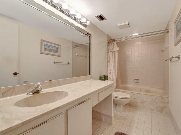 14475 Strathmore Lane 405, Delray Beach FL 33446
