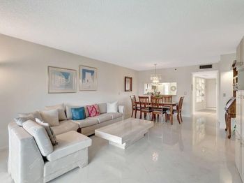 14475 Strathmore Lane