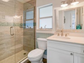 400 Northlake Court 104, North Palm Beach FL 33408