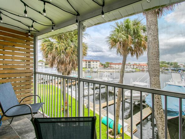 400 Northlake Court 104, North Palm Beach FL 33408