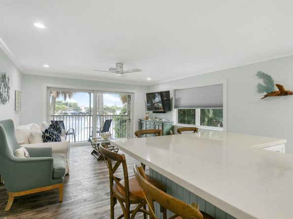 400 Northlake Court 104, North Palm Beach FL 33408