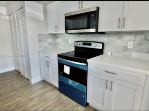 2223 Hope Street, Hollywood FL 33020