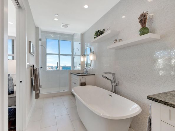 222 Lakeview Avenue 3n, West Palm Beach FL 33401