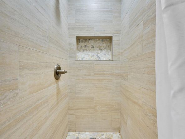 189 SE 2nd Ave, Pompano Beach FL 33060