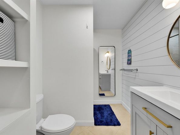 189 SE 2nd Ave, Pompano Beach FL 33060