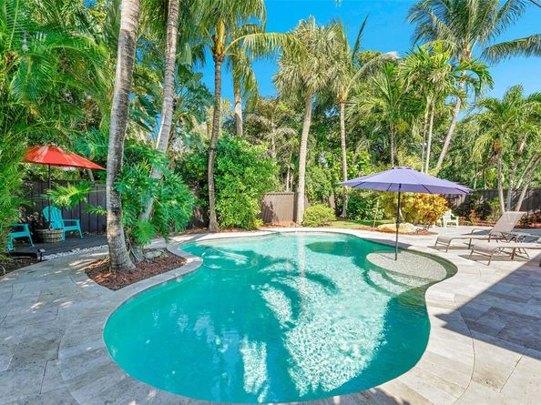 189 SE 2nd Ave, Pompano Beach FL 33060