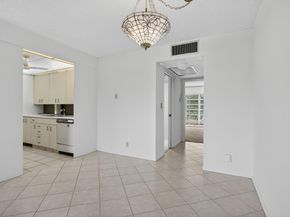 2401 Antigua Cir E3, Coconut Creek FL 33066