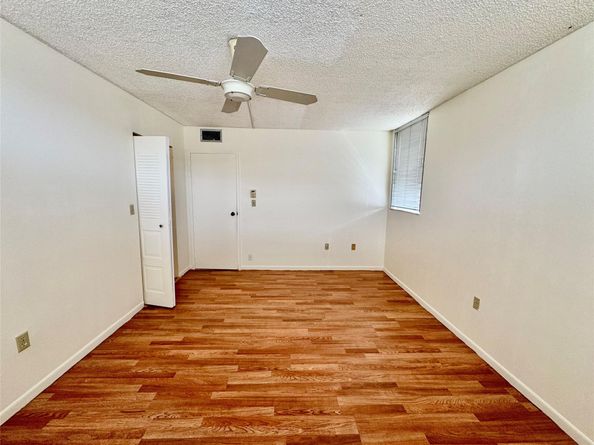 1810 N Lauderdale Ave 2210, North Lauderdale FL 33068