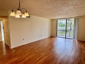1810 N Lauderdale Ave 2210, North Lauderdale FL 33068