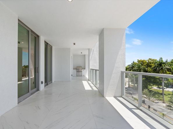 495 E Royal Palm Road 402, Boca Raton FL 33432