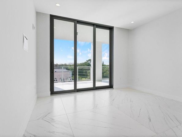 495 E Royal Palm Road 402, Boca Raton FL 33432