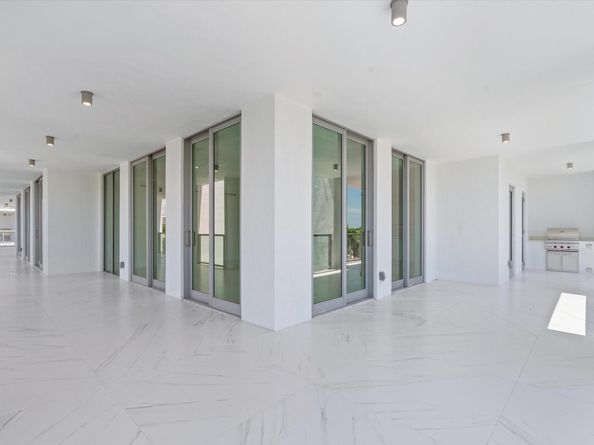 495 E Royal Palm Road 402, Boca Raton FL 33432