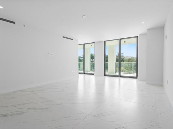 495 E Royal Palm Road 402, Boca Raton FL 33432