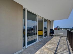 2030 S Ocean Dr 807, Hallandale Beach FL 33009