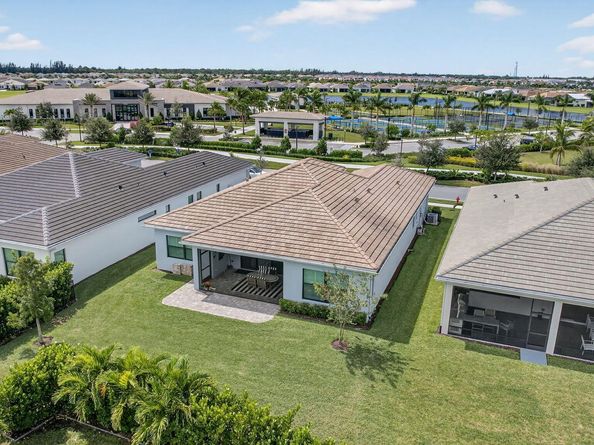 15745 Cresswind Place, Westlake FL 33470